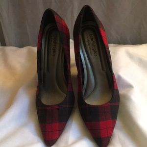 Comfort Plus by Predictions Red & BlK Jean Pump 5